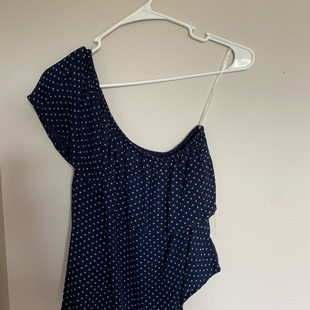 One Shoulder Top